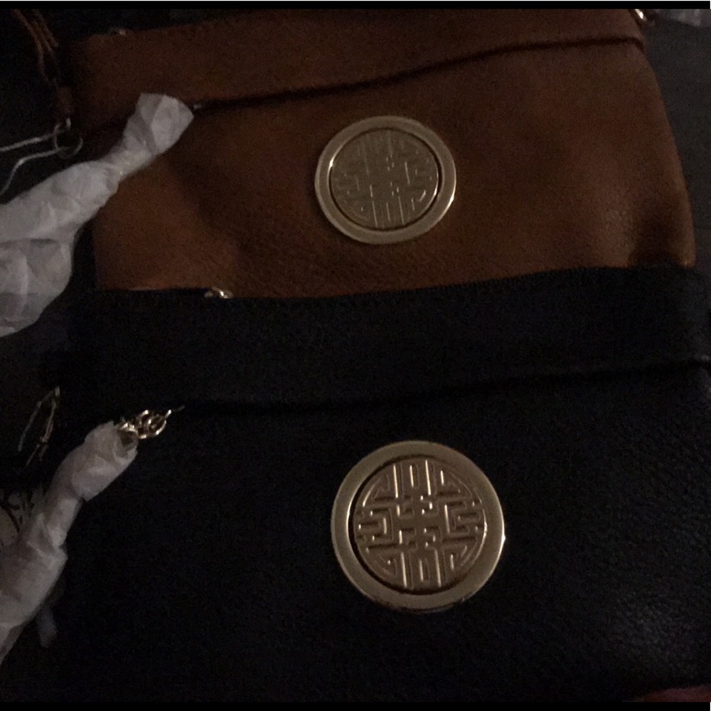 Wrist purses